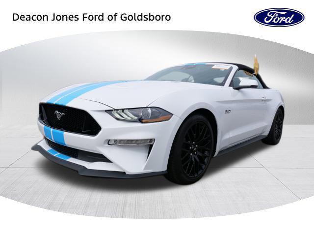 Photo of 2022 Oxford White Ford Mustang
