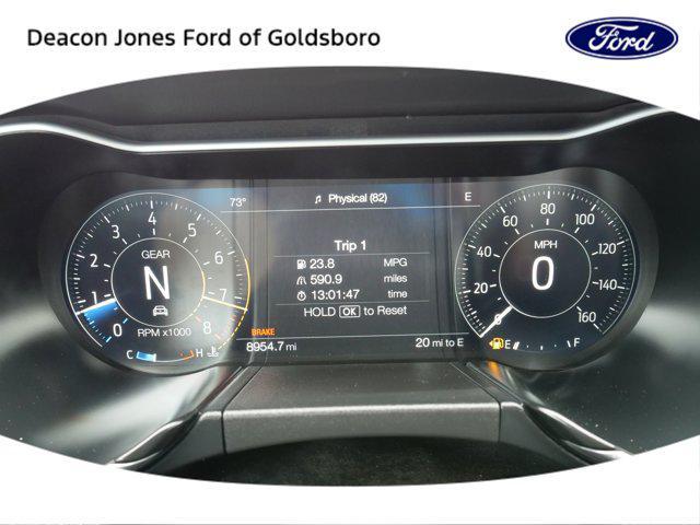 Photo of 2022 Oxford White Ford Mustang