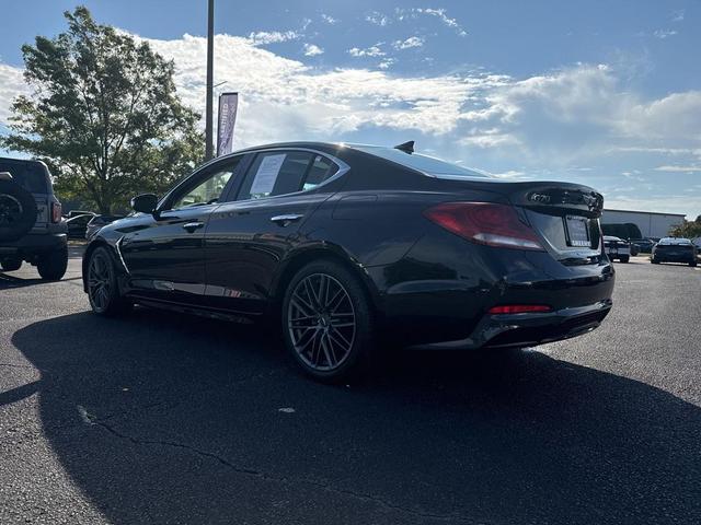 Photo of 2019 Victoria Black Genesis G70