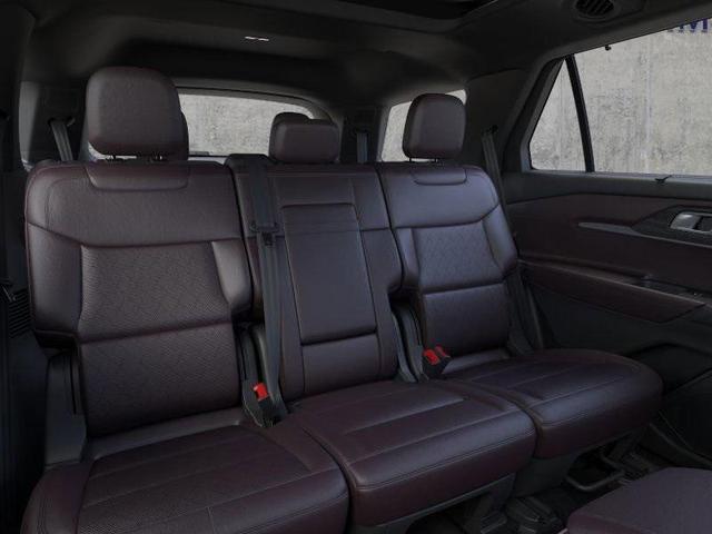 Photo of 2025 Carbonized Gray Metallic Ford Explorer