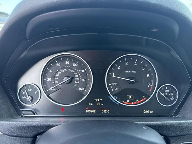 Photo of 2018 Black BMW 320