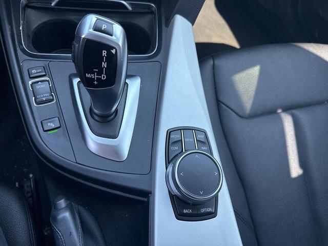 Photo of 2018 Black BMW 320