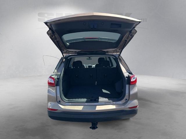 Photo of 2019 Sandy Ridge Metallic Chevrolet Equinox