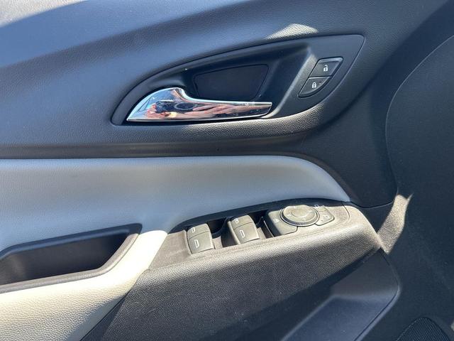 Photo of 2019 Sandy Ridge Metallic Chevrolet Equinox