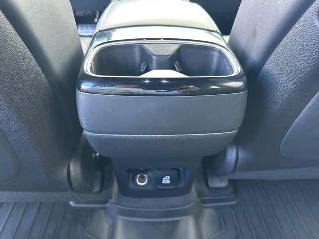 Photo of 2024 Gravity Gray Kia Telluride