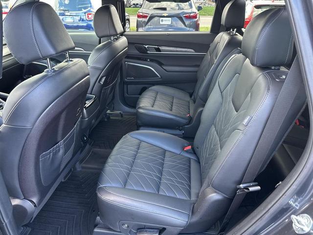 Photo of 2024 Gravity Gray Kia Telluride