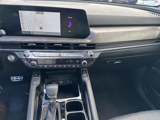 Photo of 2024 Gravity Gray Kia Telluride