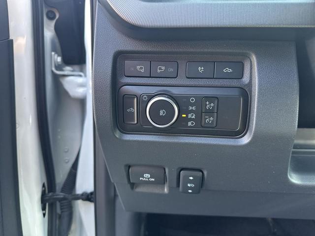 Photo of 2024 Star White Metallic Tri-Coat Ford F-250