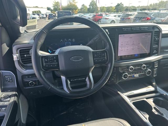 Photo of 2024 Star White Metallic Tri-Coat Ford F-250
