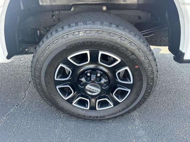 Photo of 2024 Star White Metallic Tri-Coat Ford F-250