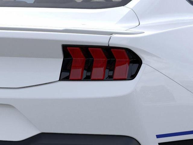 Photo of 2025 Oxford White Ford Mustang