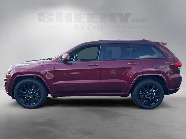 Photo of 2019 Velvet Red Pearlcoat Jeep Grand Cherokee