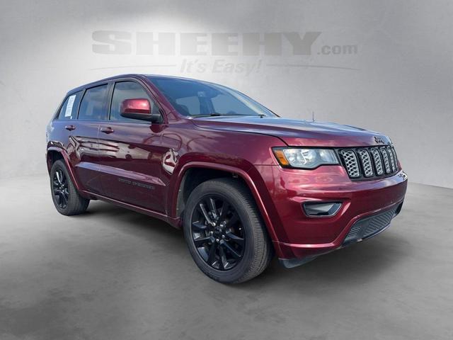 Photo of 2019 Velvet Red Pearlcoat Jeep Grand Cherokee