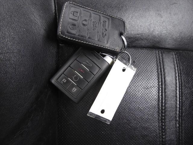 Photo of 2010 Silver Cadillac SRX