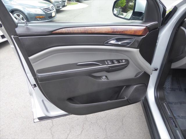 Photo of 2010 Silver Cadillac SRX