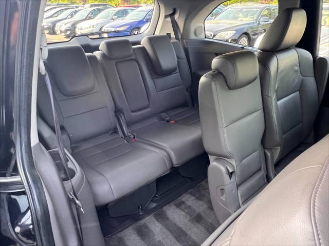 Photo of 2012 Crystal Black Pearl Honda Odyssey