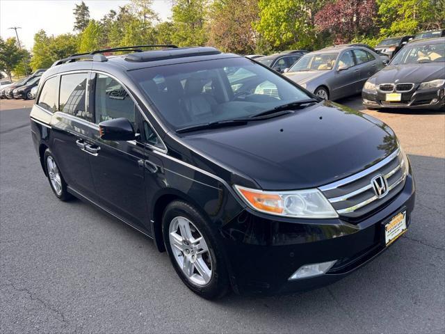Photo of 2012 Crystal Black Pearl Honda Odyssey