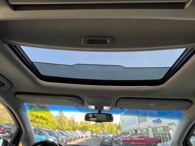 Photo of 2012 Crystal Black Pearl Honda Odyssey
