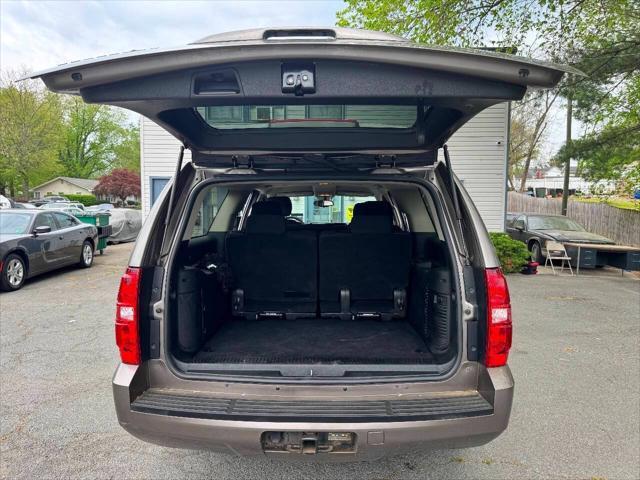 Photo of 2013 Brown Chevrolet Suburban