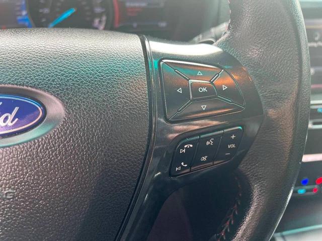 Photo of 2016 Burgundy Ford Explorer