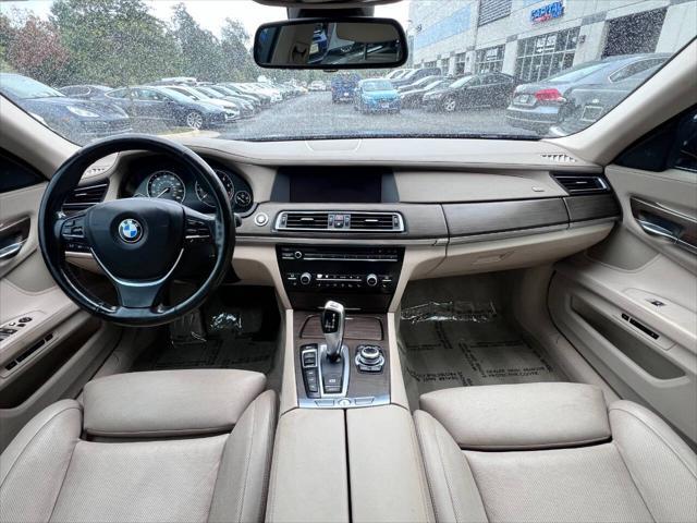 Photo of 2012 Black BMW 750