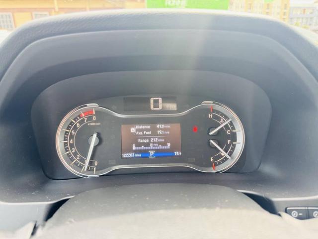 Photo of 2016 Blue Honda Pilot