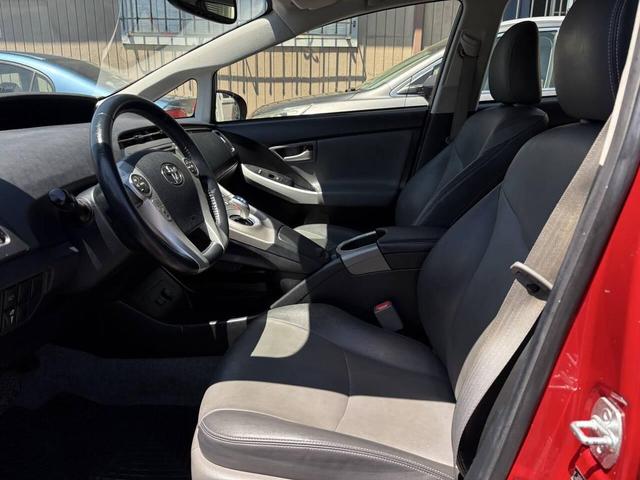 Photo of 2015 Barcelona Red Metallic Toyota Prius