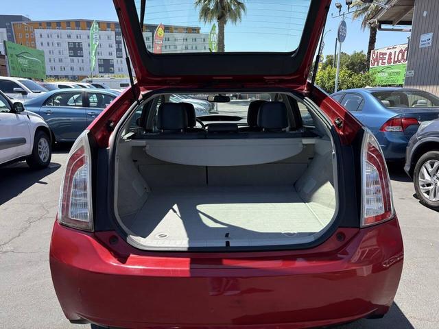 Photo of 2015 Barcelona Red Metallic Toyota Prius