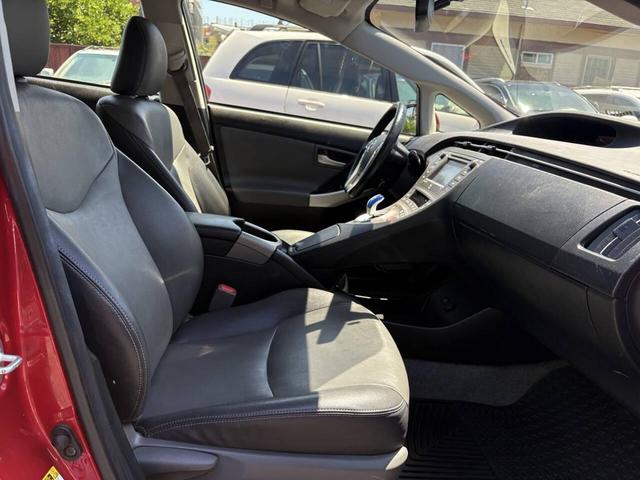 Photo of 2015 Barcelona Red Metallic Toyota Prius