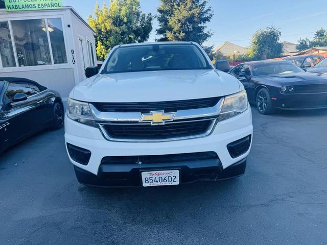Photo of 2017 Summit White Chevrolet Colorado
