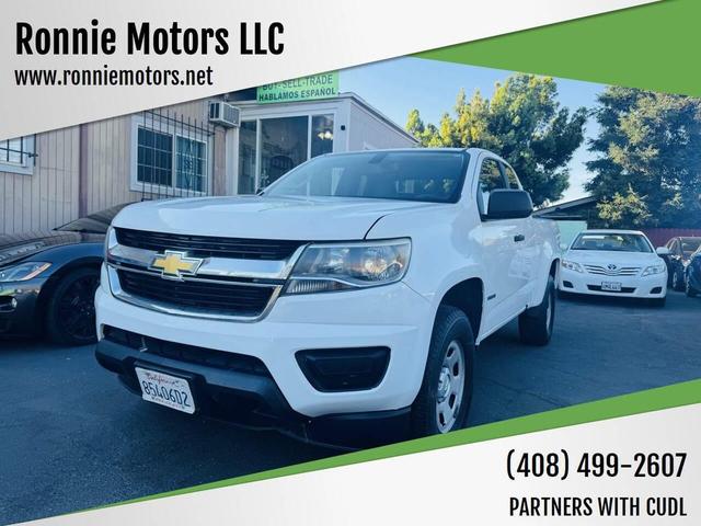 Photo of 2017 Summit White Chevrolet Colorado