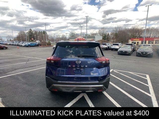 Photo of 2023 Caspian Blue Nissan Rogue