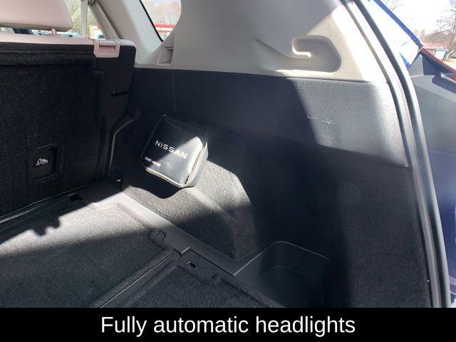 Photo of 2023 Caspian Blue Nissan Rogue