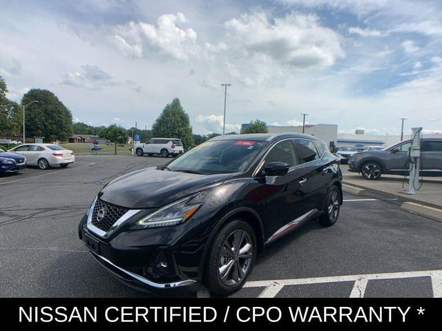Photo of 2023 Black Nissan Murano
