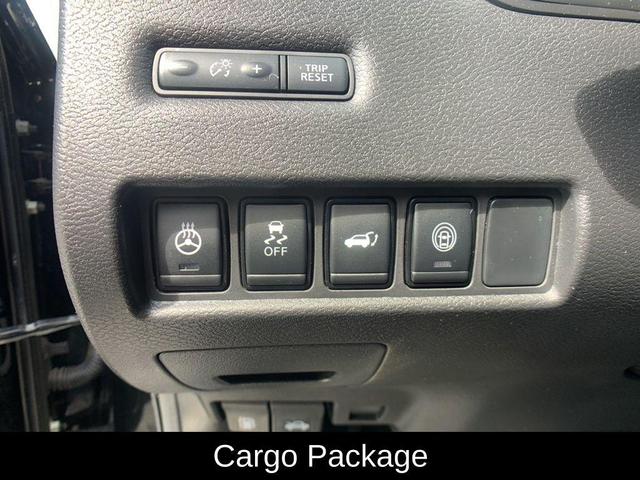 Photo of 2023 Black Nissan Murano