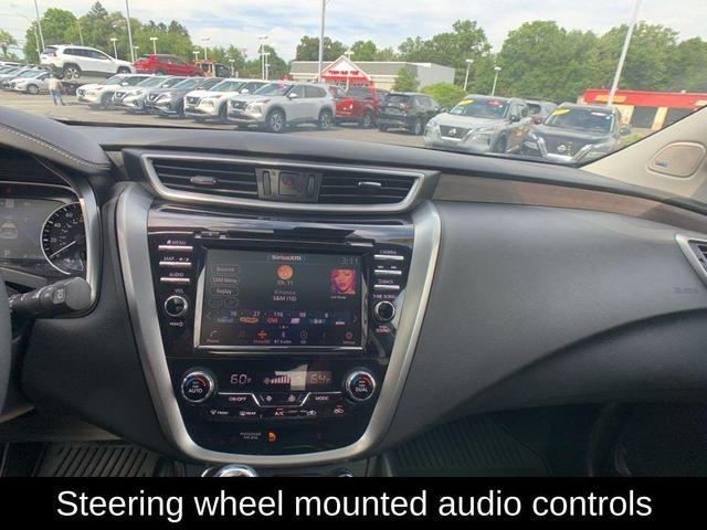 Photo of 2023 Black Nissan Murano