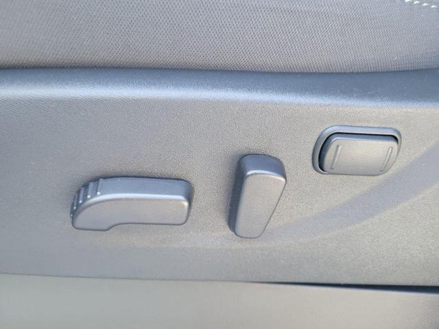 Photo of 2025 Tactical Green Nissan Frontier