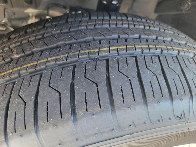 Photo of 2025 2t Blu Blk Roof Nissan Rogue