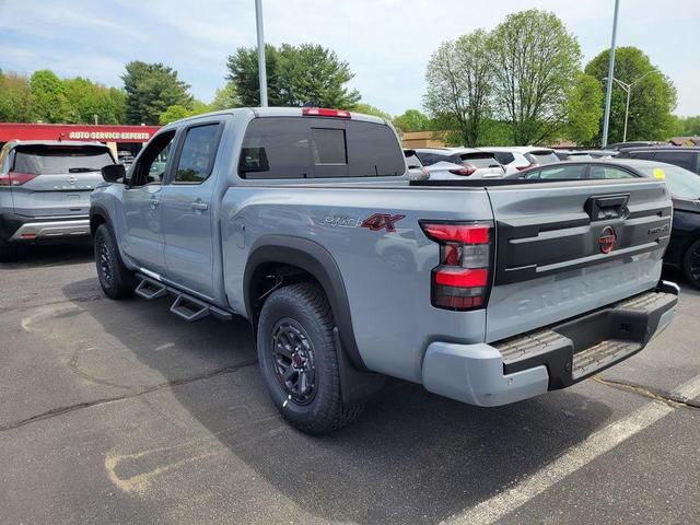 Photo of 2025 Boulder Gray Metallic Nissan Frontier