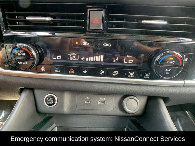 Photo of 2022 Boulder Gray Nissan Rogue