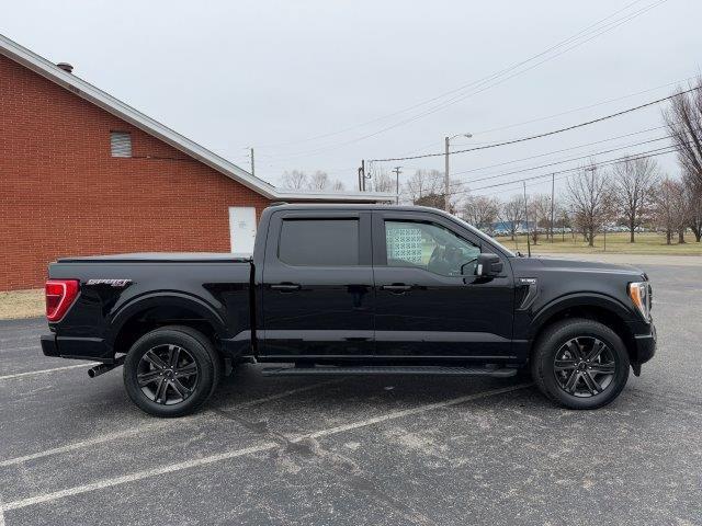Photo of 2022 Agate Black Metallic Ford F-150