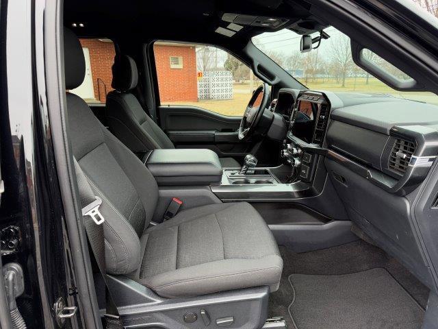 Photo of 2022 Agate Black Metallic Ford F-150
