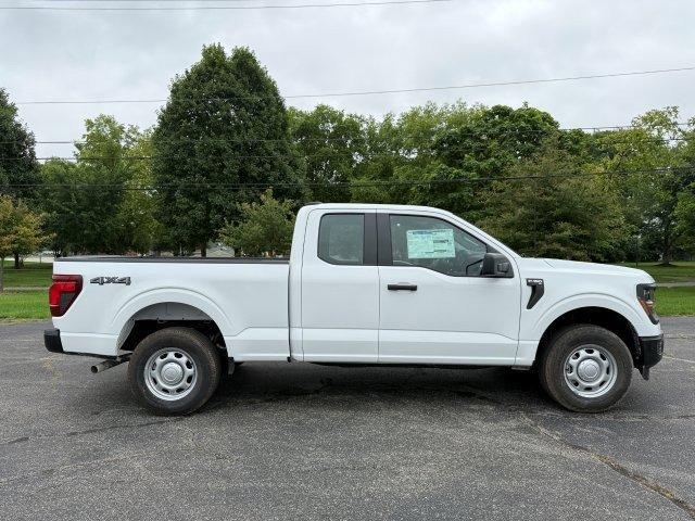 Photo of 2025 Oxford White Ford F-150