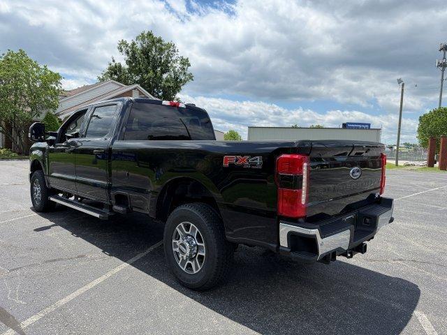 Photo of 2025 Agate Black Metallic Ford F-350