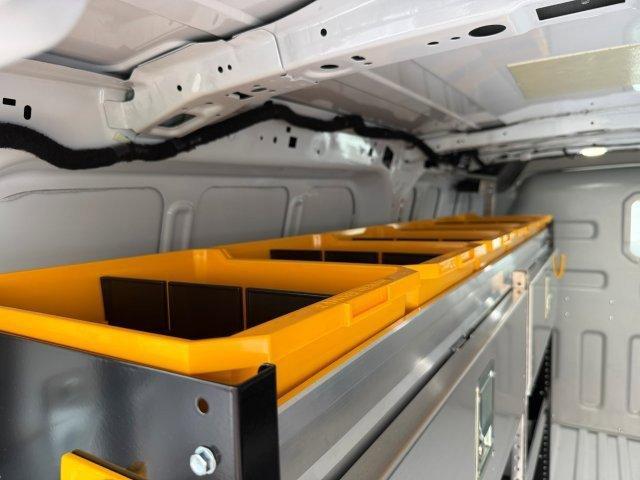 Photo of 2025 Oxford White Ford Transit-250