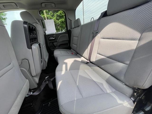 Photo of 2017 White Chevrolet Silverado 1500
