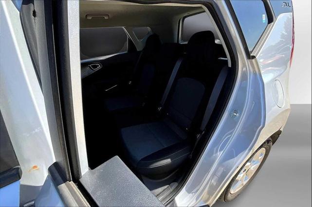 Photo of 2020 Sparkling Silver Kia Soul