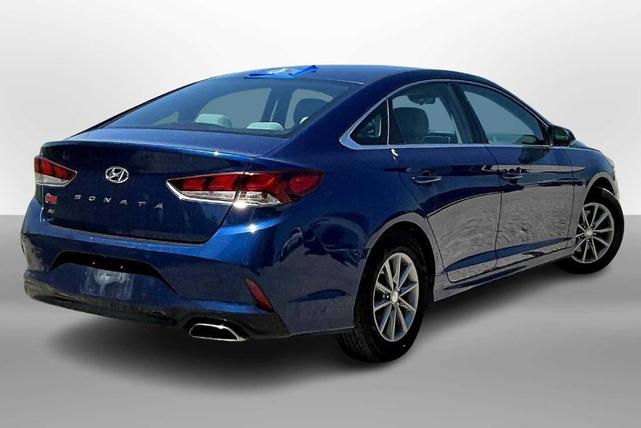 Photo of 2018 Lakeside Blue Hyundai SONATA
