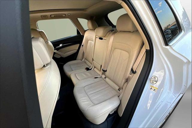 Photo of 2019 Ibis White Audi Q5