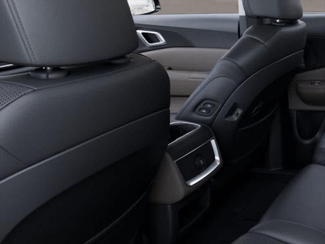 Photo of 2025 Metal Kia Carnival Hybrid